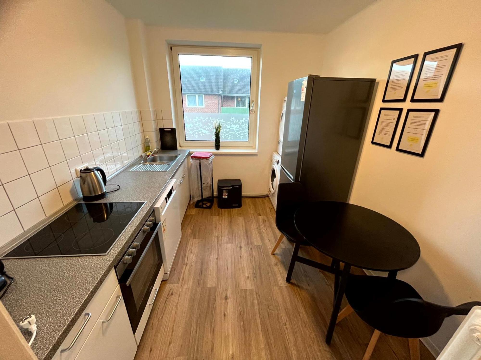 3-Zimmer Monteurwohnung Mit Balkon Neumünster Buitenkant foto